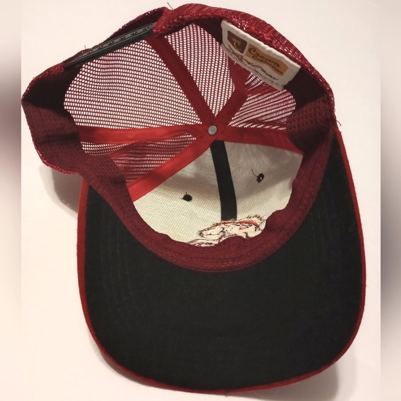 Vintage Red Horse Baseball Hat Crown Collection - Picture 4 of 5